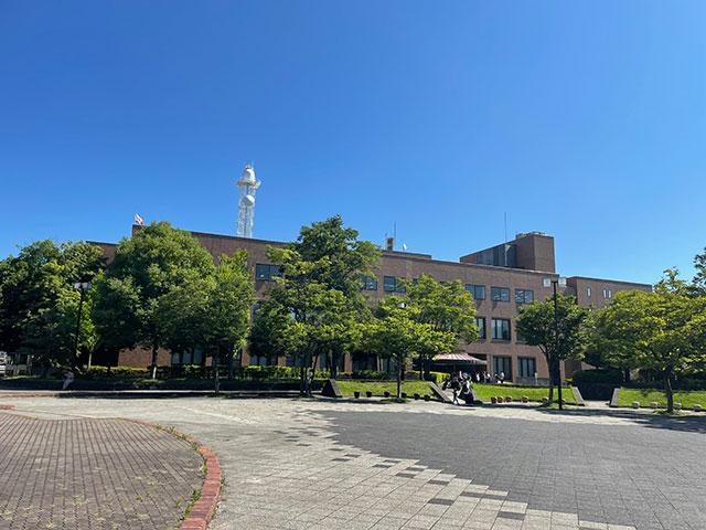 県立長野図書館